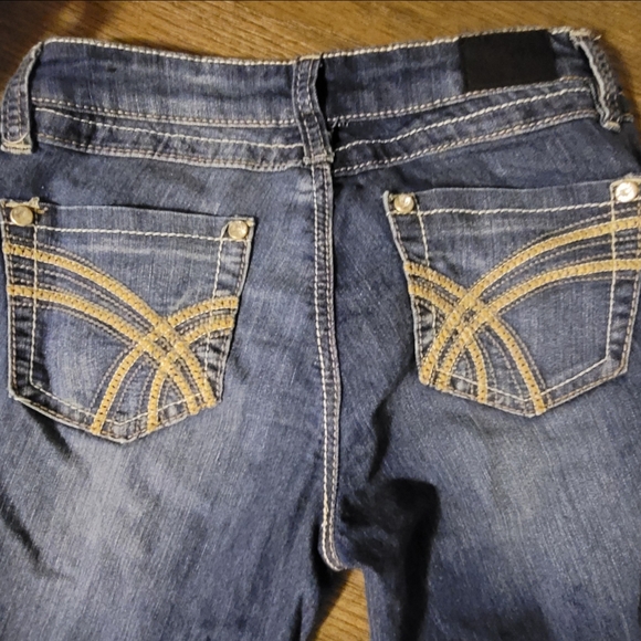 YMI Jeans Flare Leg Size 5 - Picture 2 of 7